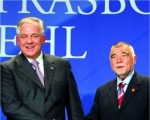 ../kolumne/kolumna.php?kolumna=666&psiholoska-granica-i-politicki-mulj